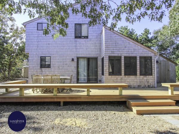 Cape Cod Home 994982