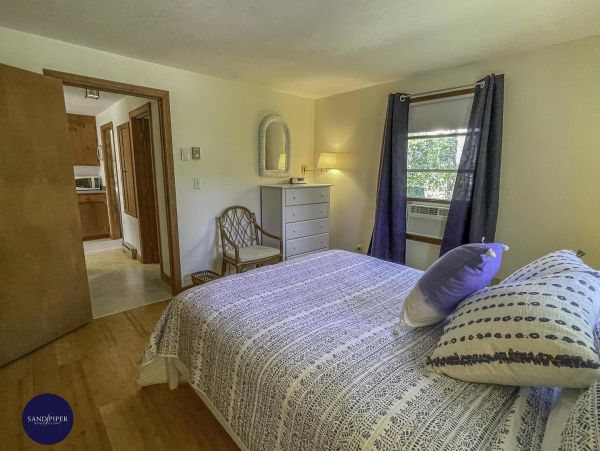 Cape Cod Home 994983