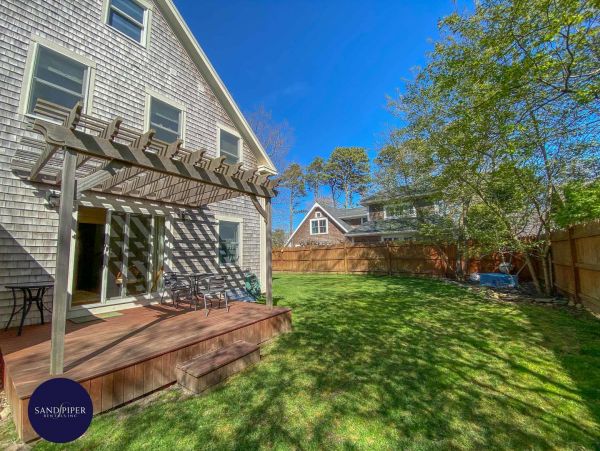 Cape Cod Home 994986