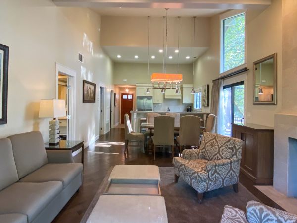 Napa Valley Vacation Condo Communal Pool Sleeps 6 Guests