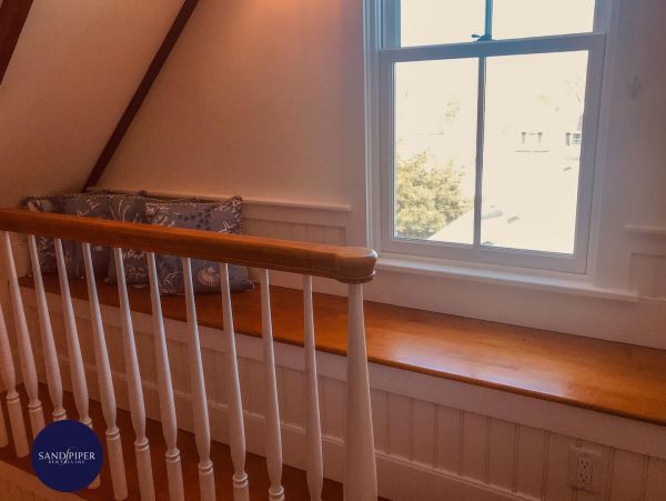 Cape Cod Home 994988