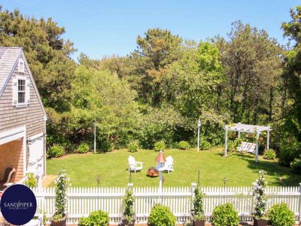 Cape Cod Home 994989