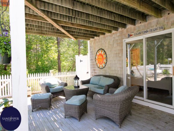 Cape Cod Home 994989