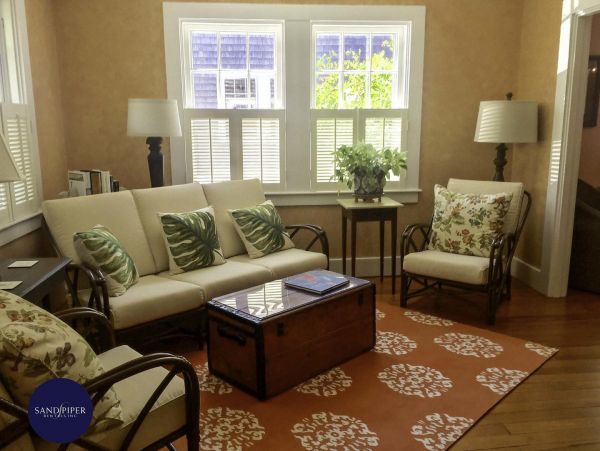 Cape Cod Home 994990