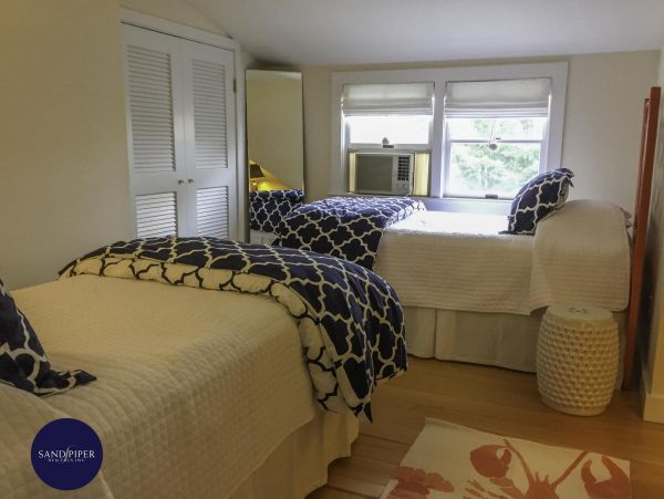 Cape Cod Home 994990