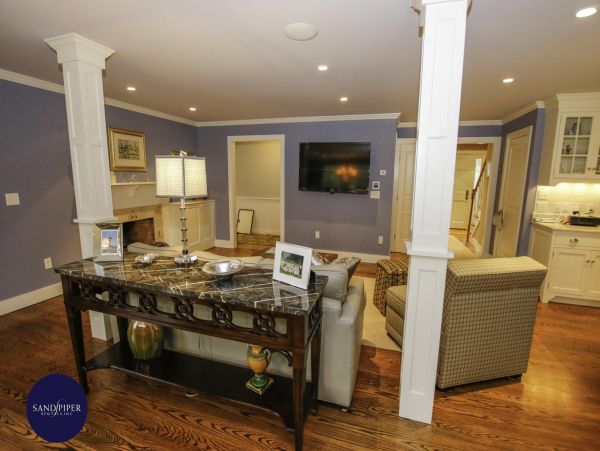 Cape Cod Home 994991