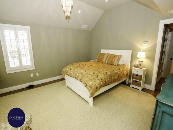 Cape Cod Home 994991