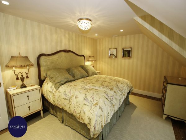 Cape Cod Home 994991