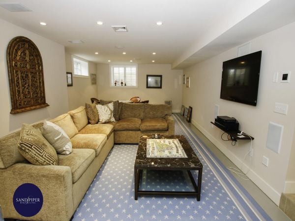 Cape Cod Home 994991