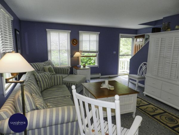 Cape Cod Home 994992