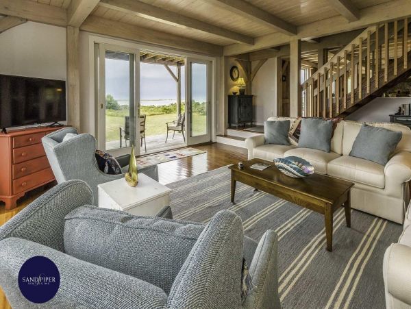 Cape Cod Home 994993