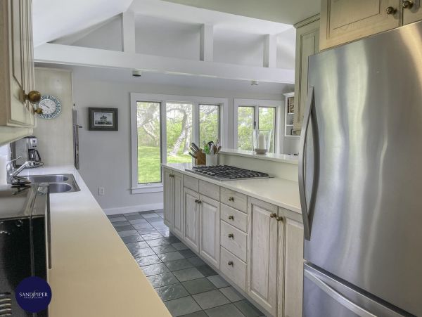 Cape Cod Home 994994