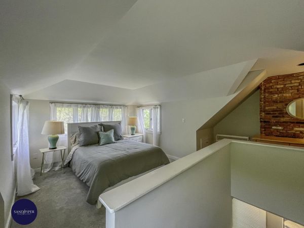 Cape Cod Home 994994