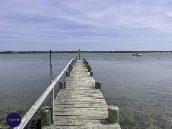 Cape Cod Home 994994
