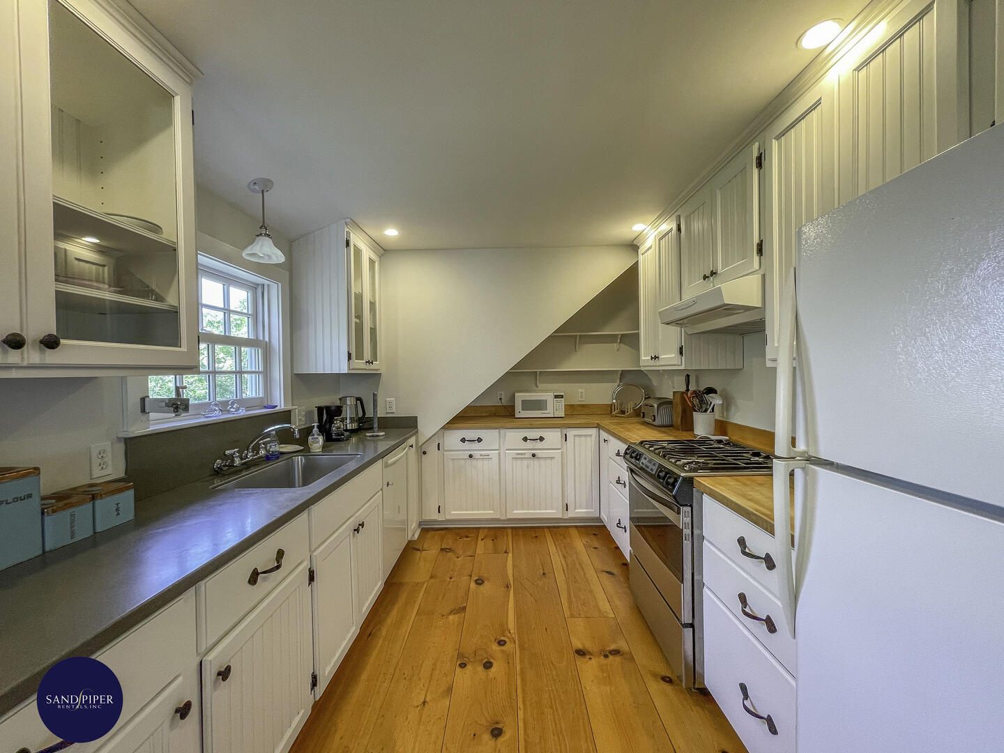 Cape Cod Home 994994