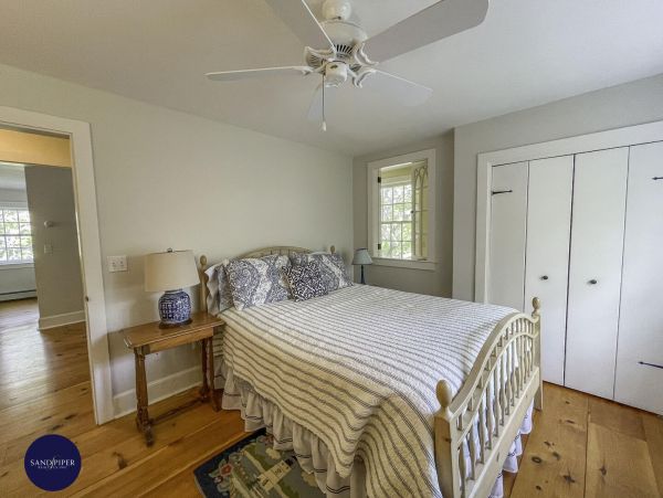 Cape Cod Home 994994
