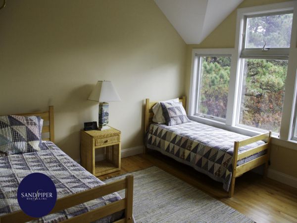 Cape Cod Home 994995