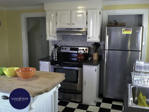 Cape Cod Home 994996