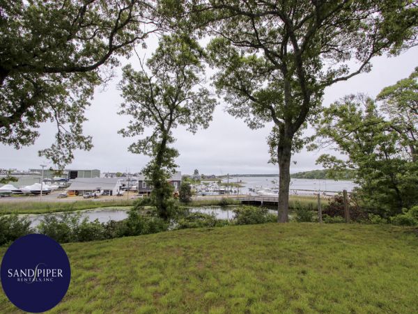 Cape Cod Home 994997