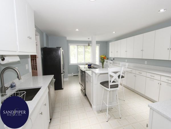 Cape Cod Home 994997