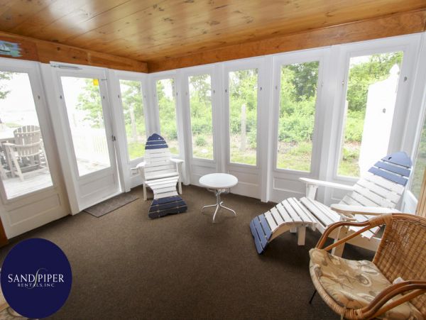 Cape Cod Home 994997