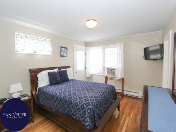 Cape Cod Home 994997