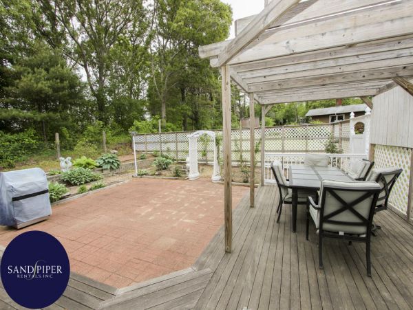 Cape Cod Home 994997
