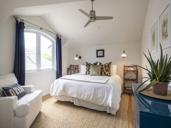 Walk to Beach Two Bedroom Vacation Home in Montecito