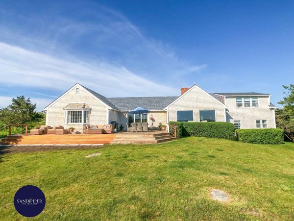 Cape Cod Home 995001