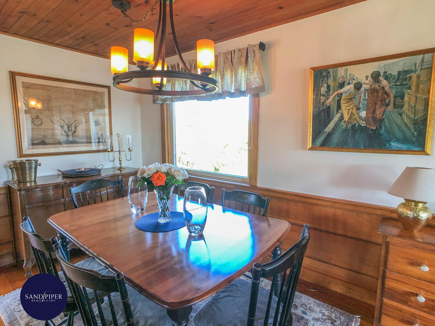 Cape Cod Home 995001
