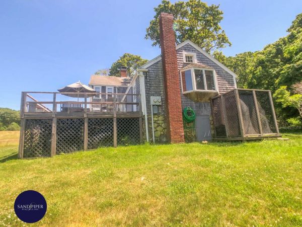 Cape Cod Home 995003