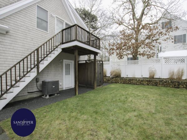 Cape Cod Home 995004