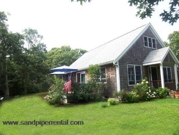 Cape Cod Home 995005