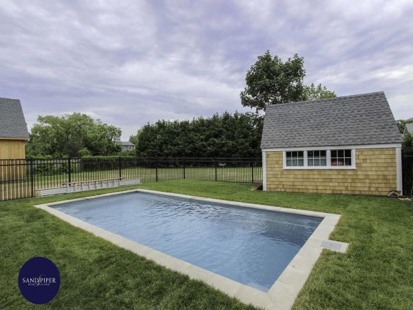 Cape Cod Home 995008