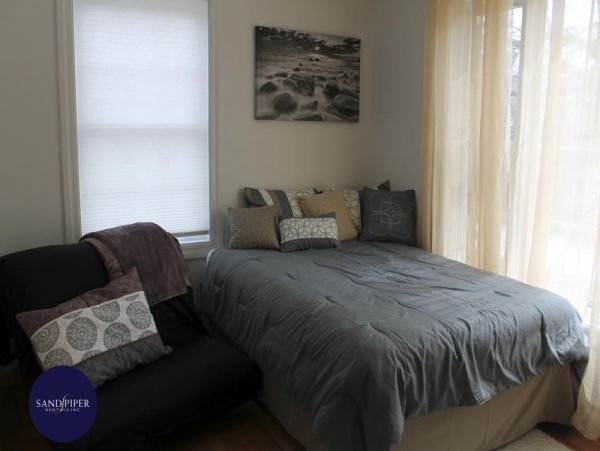 Cape Cod Home 995009