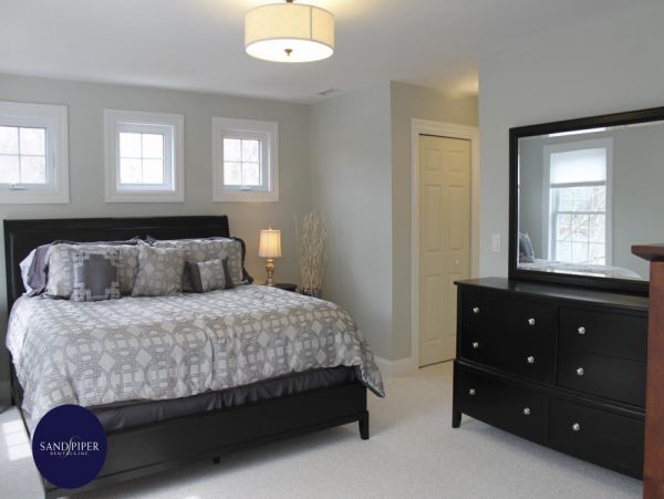 Cape Cod Home 995009