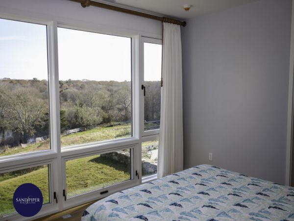 Cape Cod Home 995010