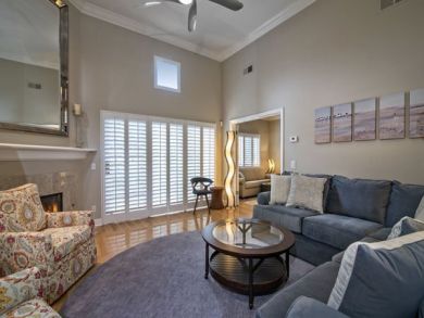 Two Bedrooms Plus Den Vacation Rental Home in Santa Barbara