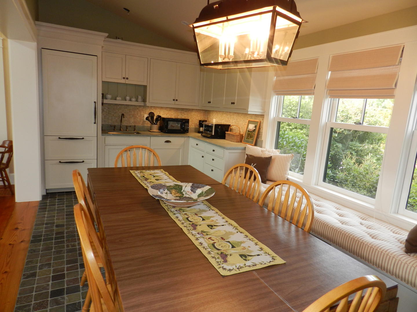 Cape Cod Home 995014