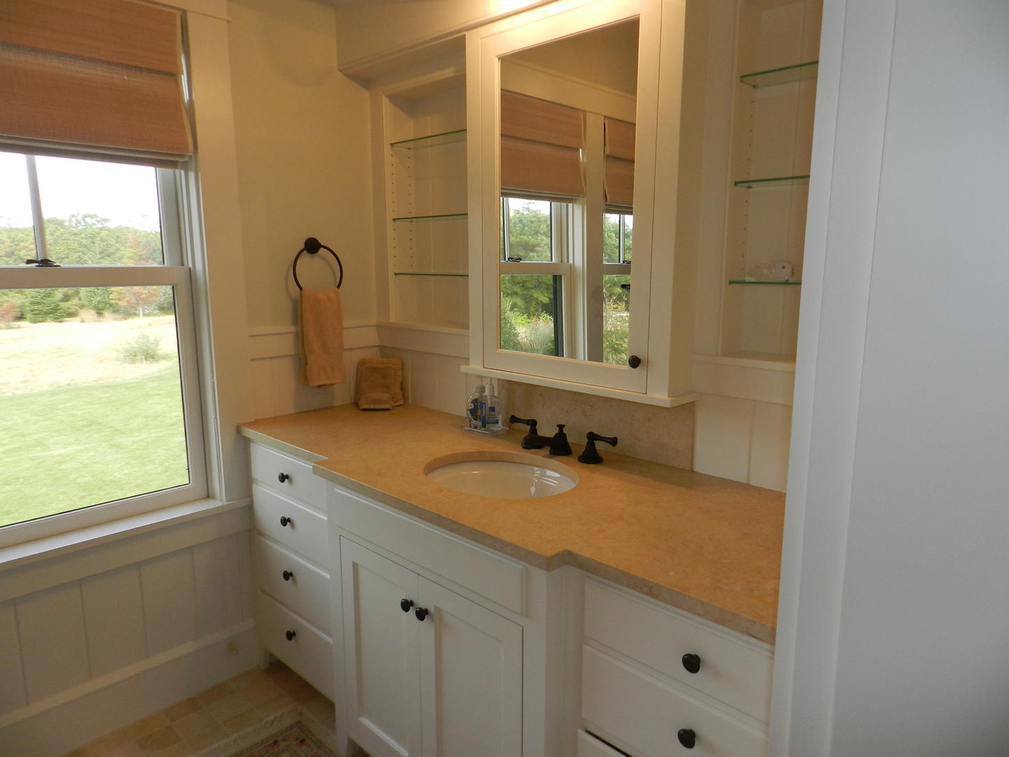 Cape Cod Home 995014