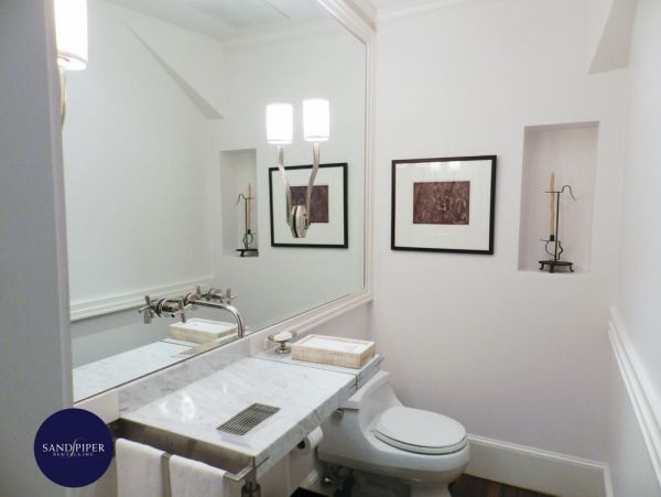 Cape Cod Home 995016