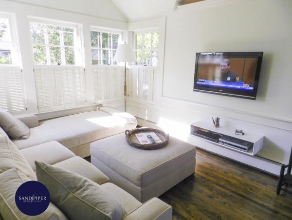 Cape Cod Home 995016