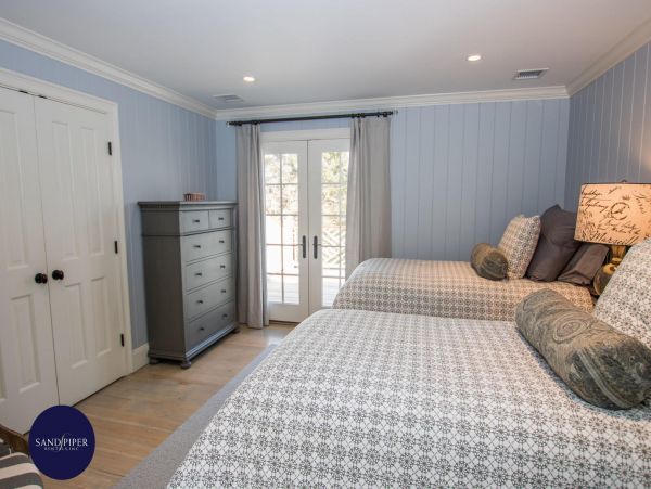 Cape Cod Home 995017