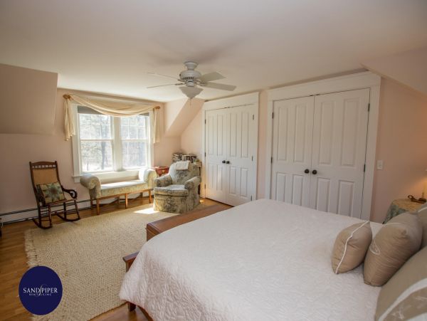 Cape Cod Home 995018