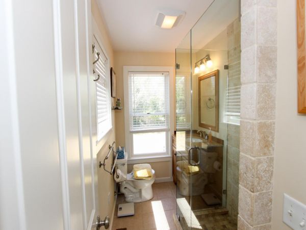 Cape Cod Home 995019