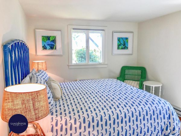 Cape Cod Home 995021