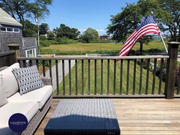 Cape Cod Home 995021