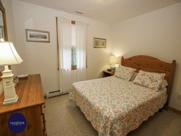 Cape Cod Home 995023