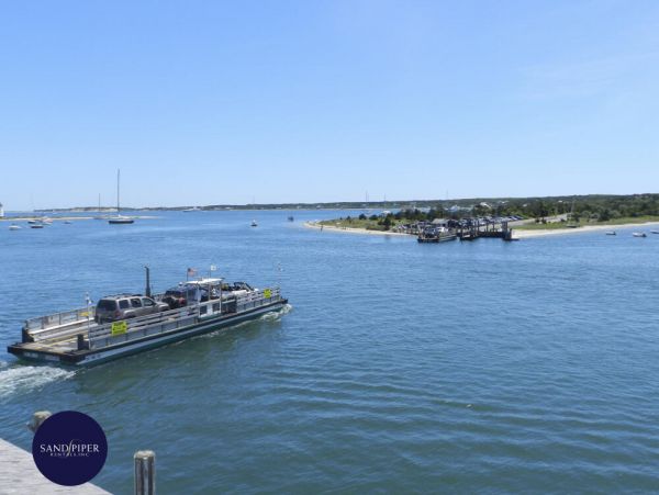 Cape Cod Home 995024
