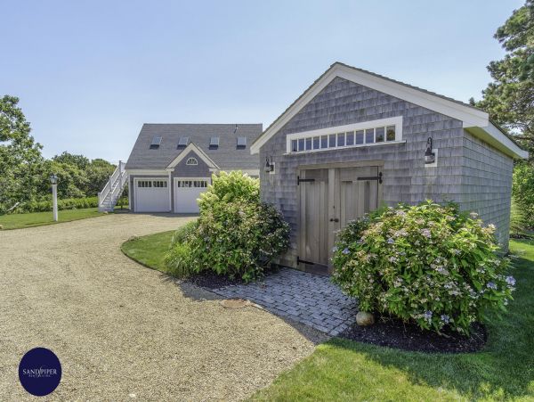 Cape Cod Home 995026
